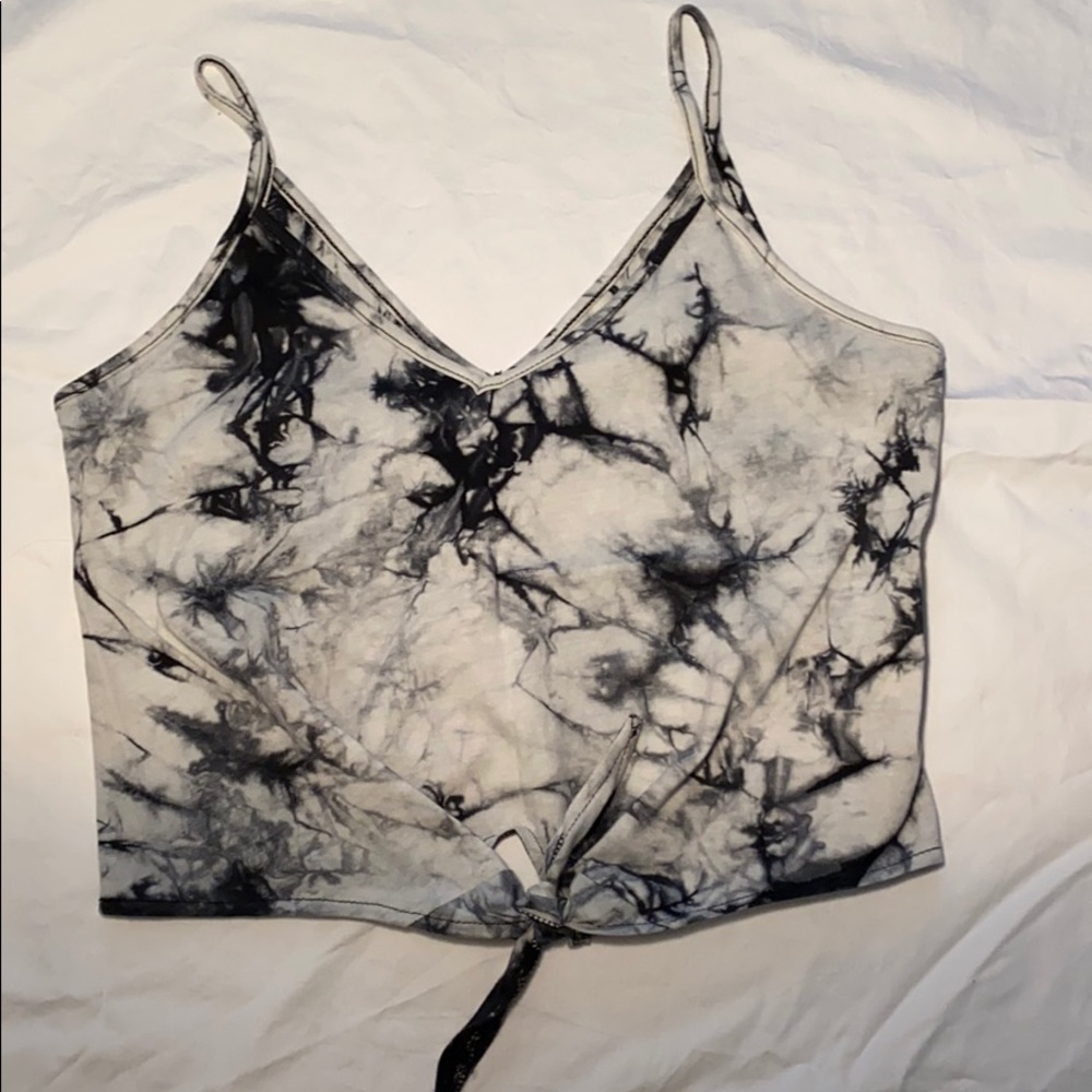 shein v-neck cropped tank top
